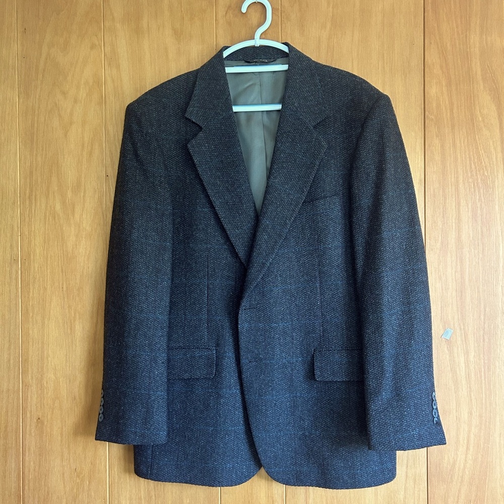 Tweed men’s blazer. Men’s sport coat. Grey with hints of blue.
